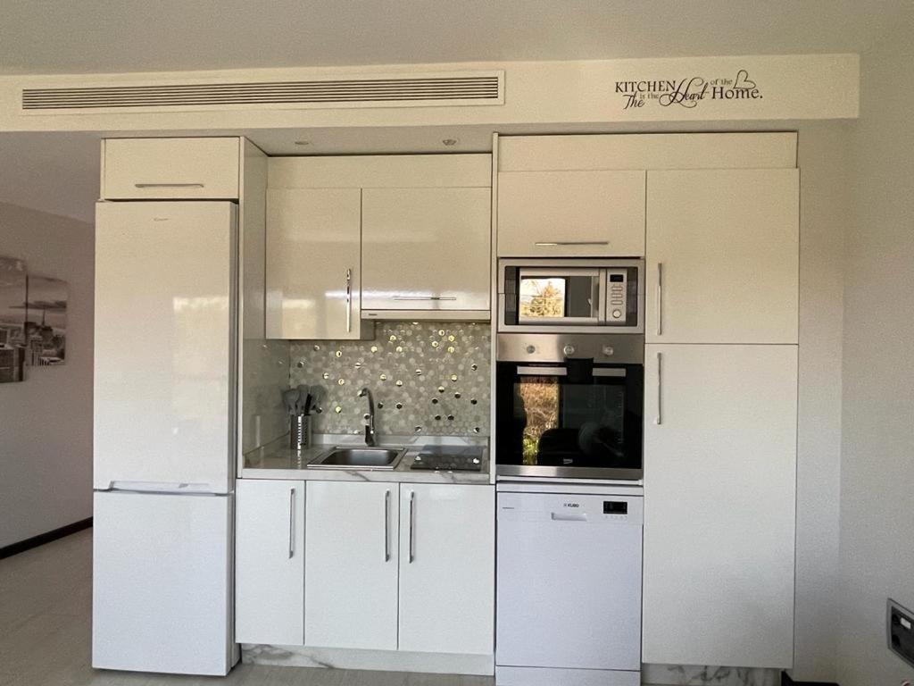Tecnocordoba II Aparcamiento Privado Gratuito Y Piscina Leilighet Eksteriør bilde